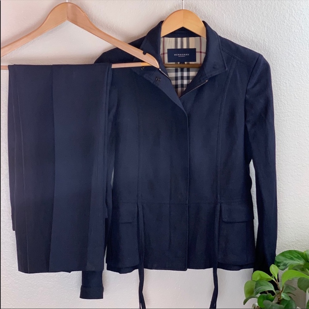 Burberry Navy pant suit